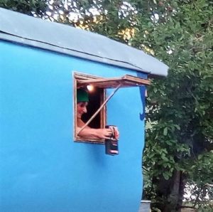 vernet d'ariège; l'homme qui plantait des arbres. roulott'spectacles. théâtre de la terre