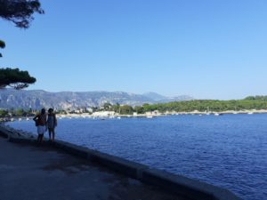 roulotte spectacles 2020 compagnie théâtre de la terre Ariège