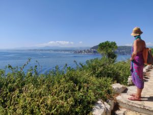 roulotte spectacles 2020 compagnie théâtre de la terre Ariège