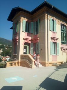 roulotte spectacles 2020 compagnie théâtre de la terre Ariège