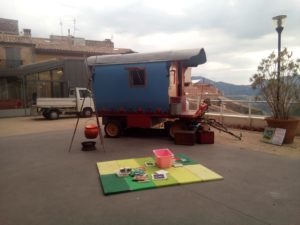 roulotte spectacles 2020 compagnie théâtre de la terre Ariège