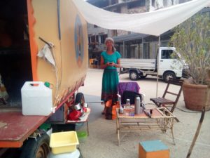 roulotte spectacles 2020 compagnie théâtre de la terre Ariège