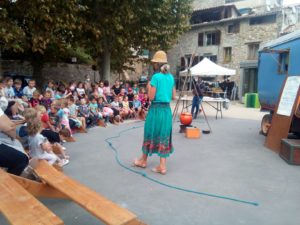 roulotte spectacles 2020 compagnie théâtre de la terre Ariège