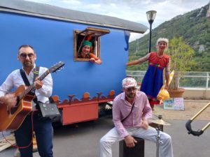 roulotte spectacles 2020 compagnie théâtre de la terre Ariège