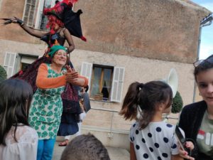 roulotte spectacles 2020 compagnie théâtre de la terre Ariège