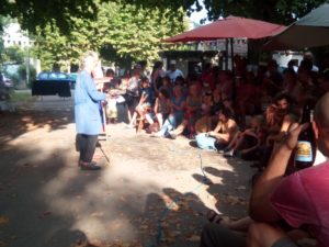roulotte spectacles archipel; compagnie théâtre de la terre ariège
