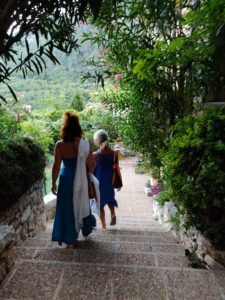 roulotte spectacles 2020 compagnie théâtre de la terre Ariège