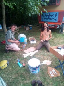 roulotte spectacles archipel; compagnie théâtre de la terre ariège