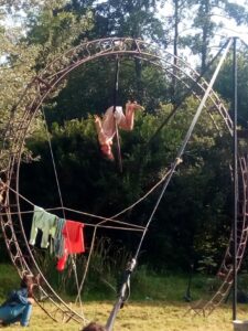 roulott'spectacles 2021 theatre de la terre. ariège alzen