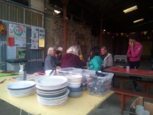 estialescq roulott'spectacle.entre deux mondes compagnie théâtre de la terre ariège.