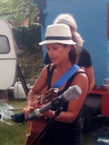 mirepoix. spectacle entre2monde. compagnie théâtre de la terre .