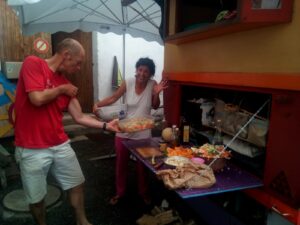 esperaza; entre2mondes. cpmpagnie théâtre de la terre. Ariège.