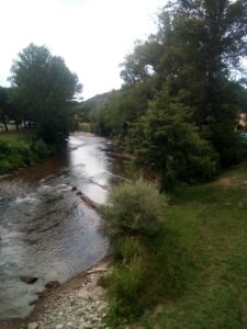 esperaza; entre2mondes. cpmpagnie théâtre de la terre. Ariège.