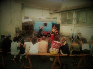 esperaza; entre2mondes. cpmpagnie théâtre de la terre. Ariège.