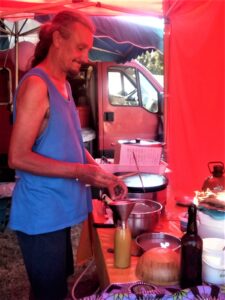 roulott'spectacles 2022 cie theatre de la terre. spectacles Ariège.