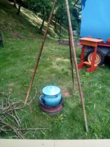 spectacle entre2 mondes.à Rodome . compagnie theâtre de la terre .Ariège