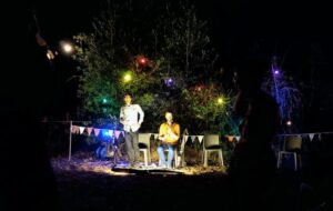 roulott'spectacles ; compagnie théâtre de la terre. Ariège. Montbel