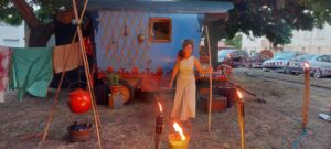 roulott'spectacles. compagnie theatre de la terre. Ariège. Pamiers le foulon.