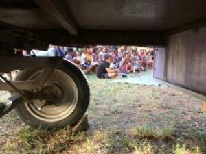 roulott'spectacles. compagnie theatre de la terre. Ariège. Pamiers le foulon.