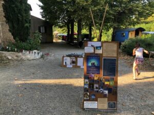 roulott'spectacles. compagnie theatre de la terre. Ariège. Pailhès.