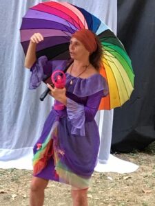 roulott'spectacles. compagnie theatre de la terre. Ariège. Pailhès.