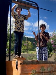 roulott'spectacles. cie théâtre de la terre. Artistes mutualisés.Granès