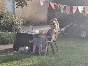 roulott'spectacles. compagnie théâtre de la terre . ariège . Manses