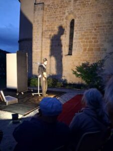 roulott'spectacles. compagnie théâtre de la terre . ariège . Manses