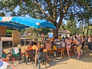 roulott'spectacles mutualisées 2025. compagnie théâtre de la terre. Ariège . Puivert