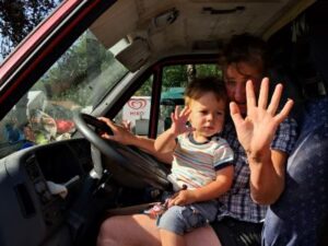 roulott'spectacles mutualisées 2025. compagnie théâtre de la terre. Ariège . Puivert