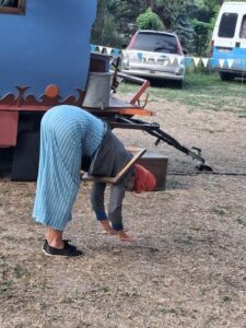 roulott'spectacles mutualisées 2025. compagnie théâtre de la terre. Ariège . Puivert