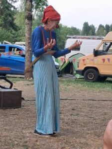 roulott'spectacles mutualisées 2025. compagnie théâtre de la terre. Ariège . Puivert