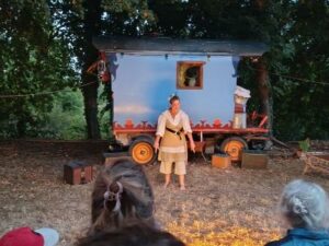 ROULOTT'SPECTACLES, théâtre de la terre, ariège, st lizier